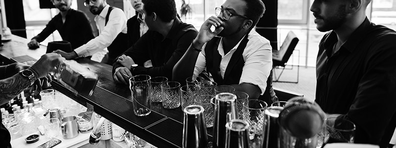 corporate mixology class featured